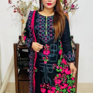 ড্রেস এর নাম শান্তি প্রিয়া